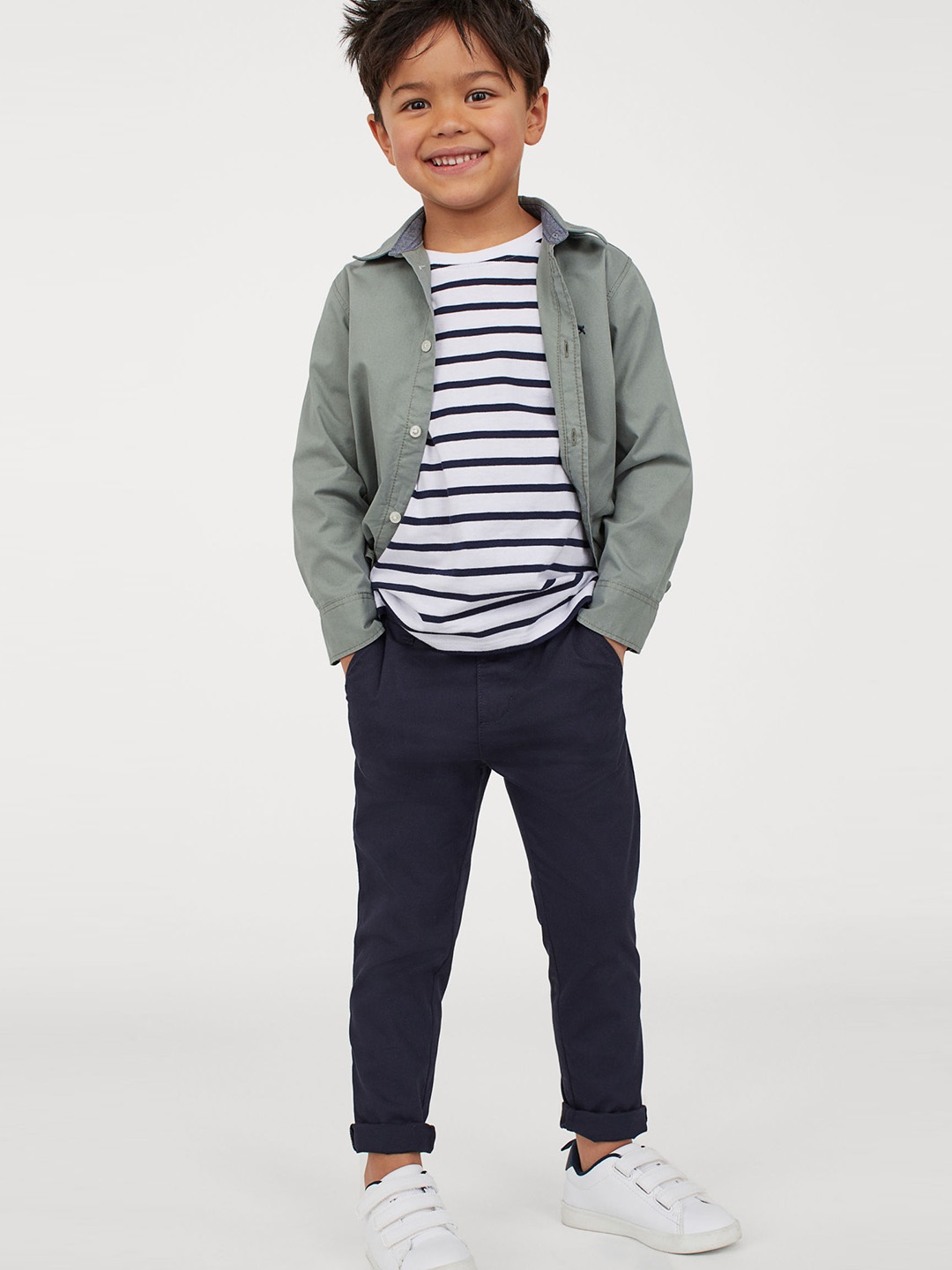 

H&M Boys Navy Blue Solid Cotton Chinos