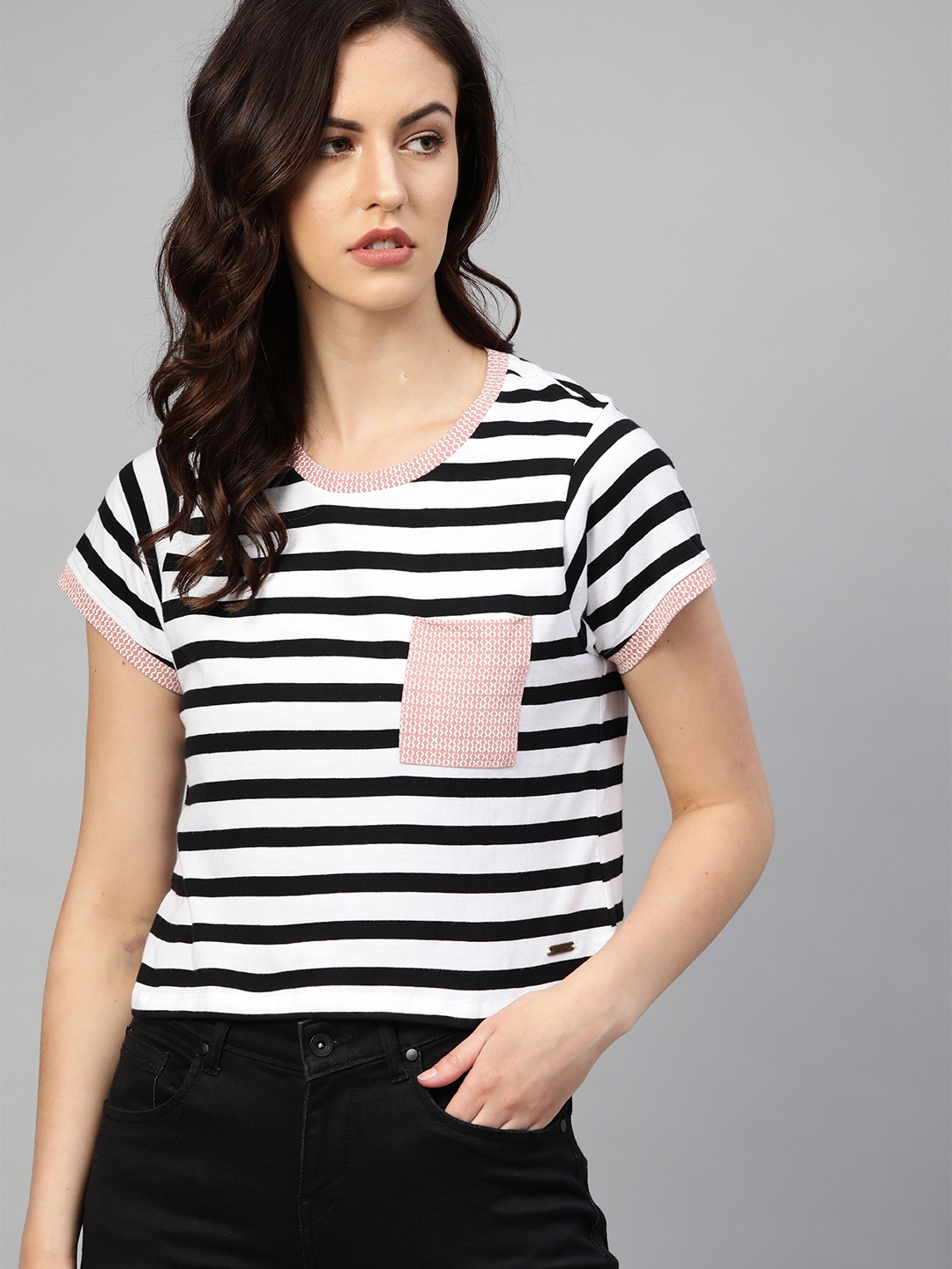 

Roadster Women White Black Striped Round Neck Crop Pure Cotton T-shirt