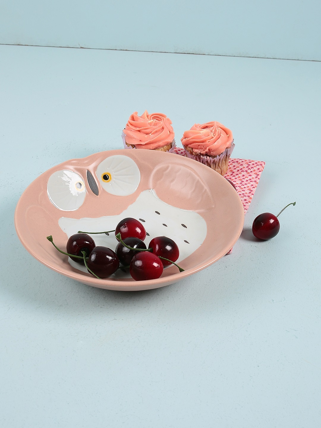 

Chumbak Pink & White Printed Porcelain Cottage Owl Plate