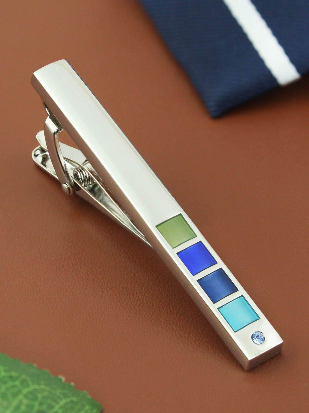 

PELUCHE Unisex Silver-Toned & Blue The Perfect Bling Tie Pin