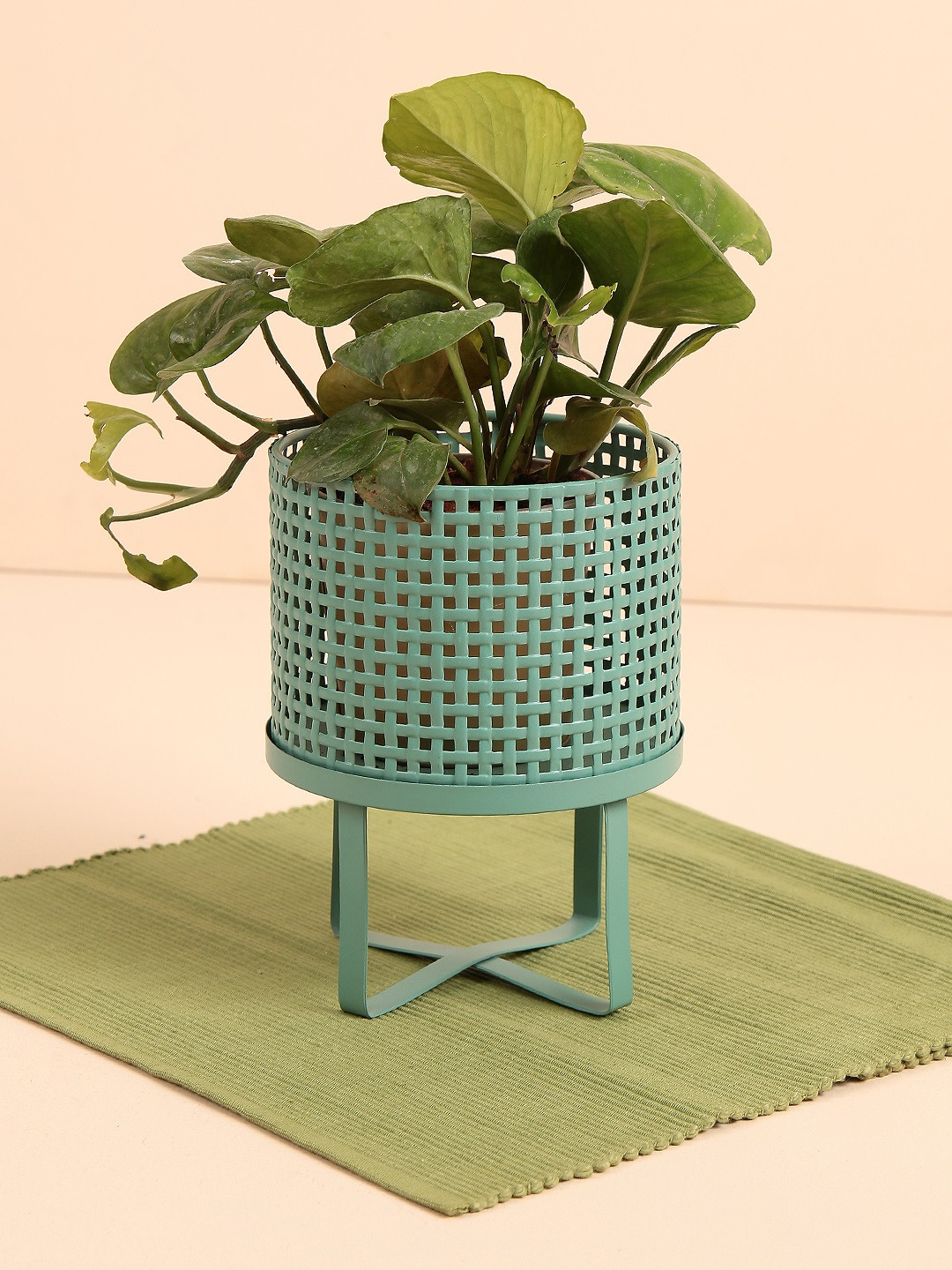

Chumbak Teal Blue Textured Planters
