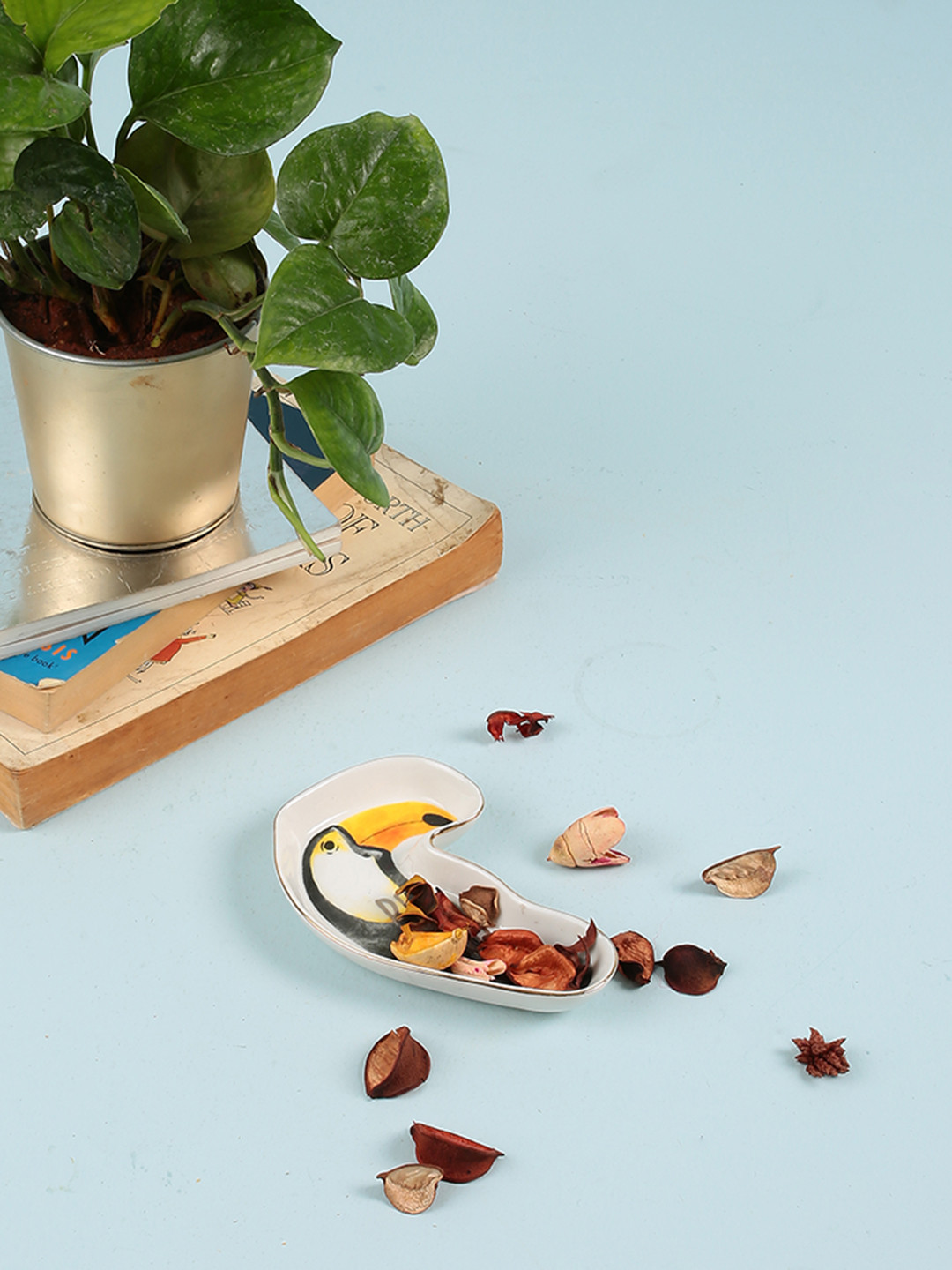 

Chumbak White Printed Trinket Tray