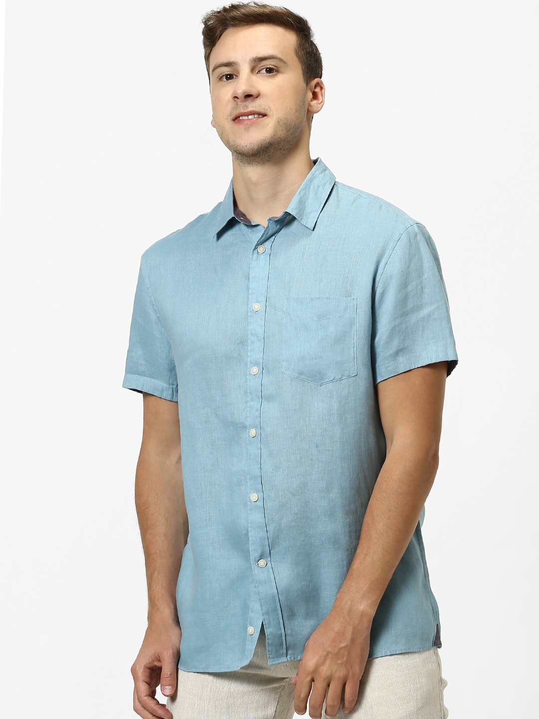 

Celio Men Blue Regular Fit Solid Sustainable Casual Shirt