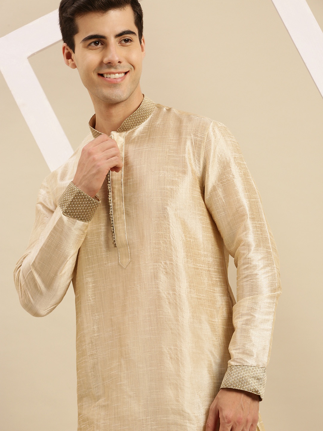 

Sanwara Men Cream-Coloured Solid Kurta with Churidar