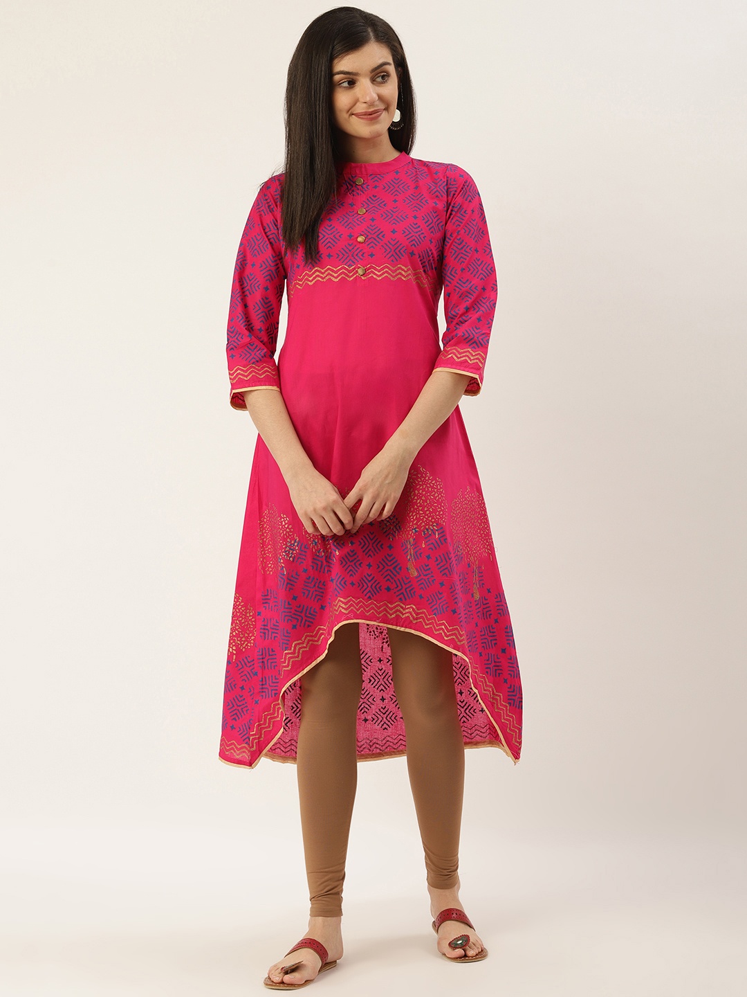 

Varkha Fashion Women Pink & Blue Block Print A-Line Kurta