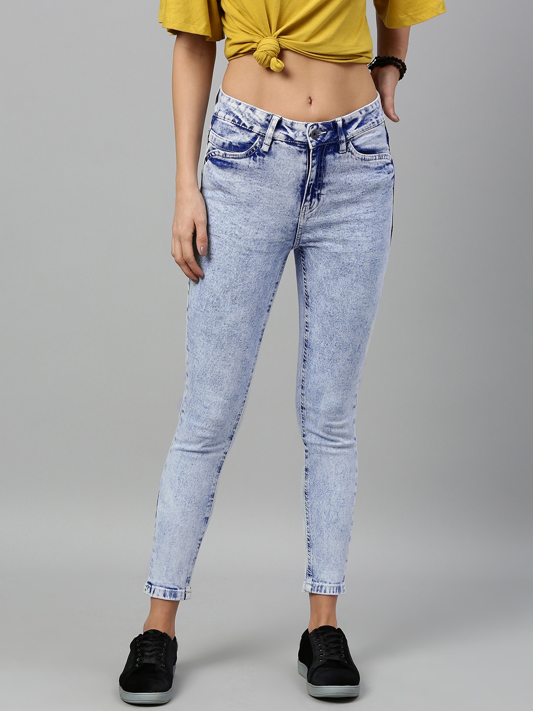 

Roadster Women Blue Skinny Fit Mid-Rise Clean Look Stretchable Cropped Jeans