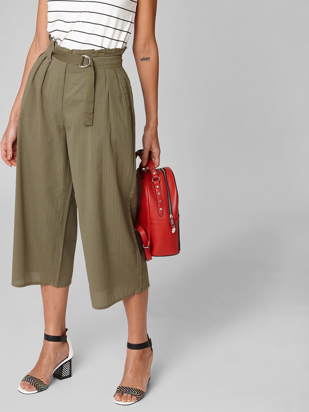 

Vero Moda Women Olive Green Regular Fit Striped Culottes