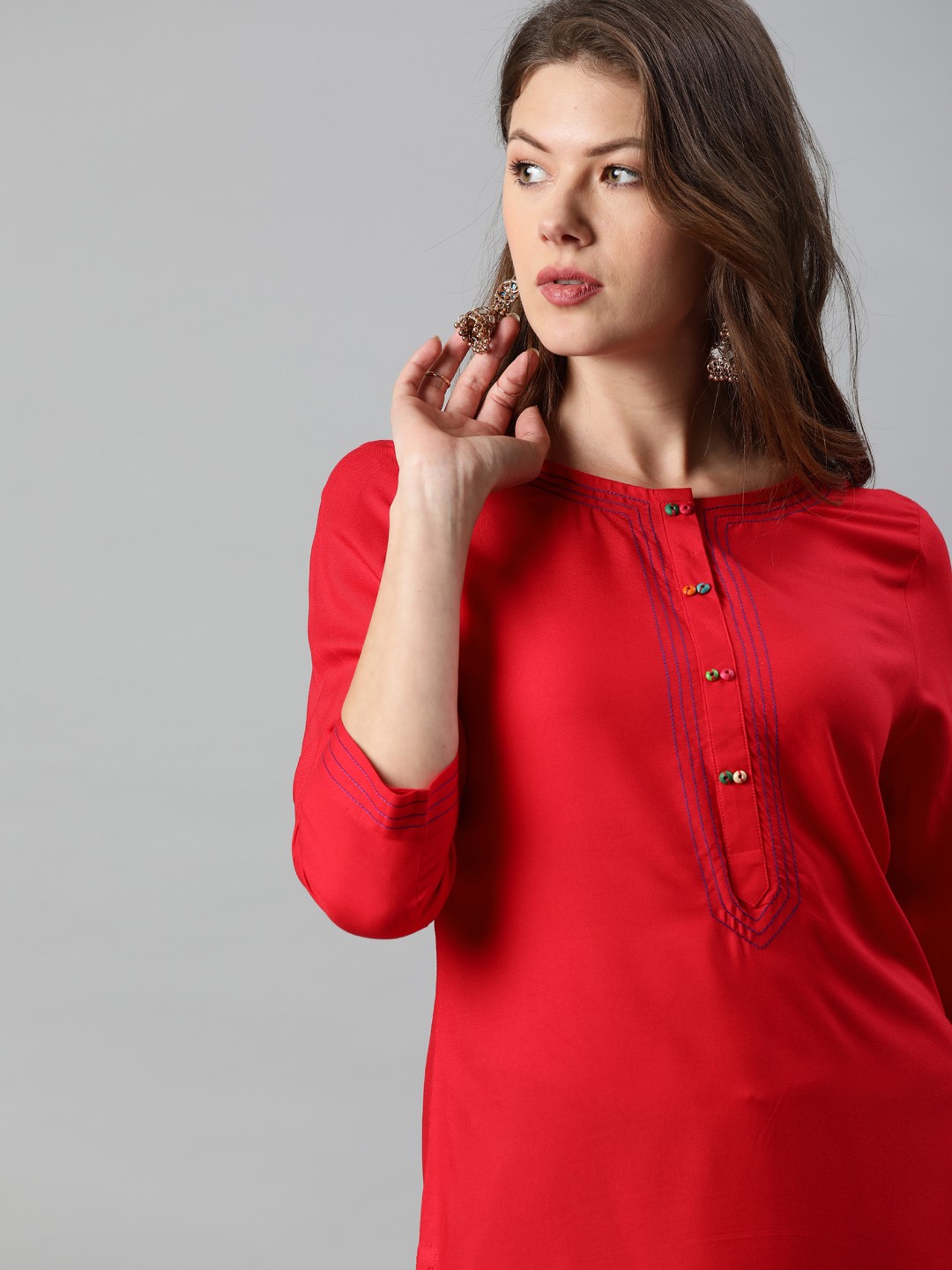 

Anouk Women Red Solid Straight Kurta