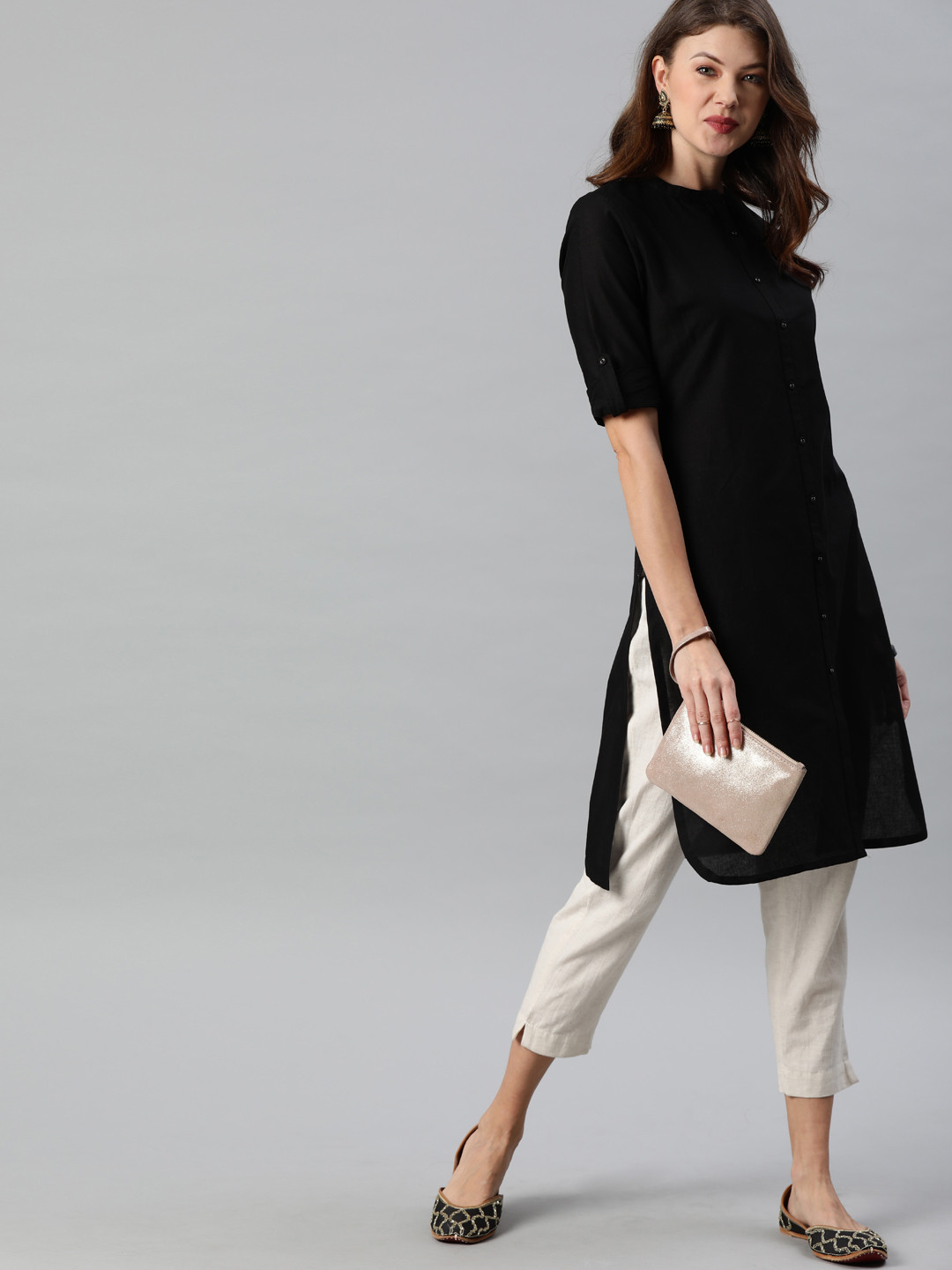 

Anouk Women Black Solid Mandarin Collar Straight Kurta