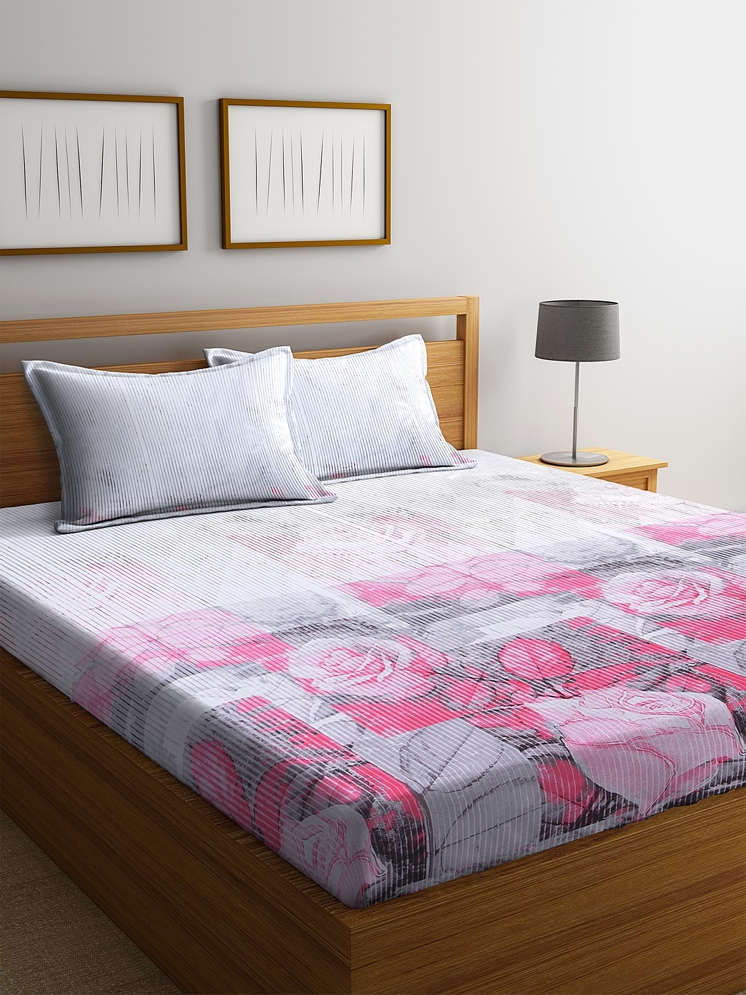 

BOMBAY DYEING Red Abstract 144 TC Cotton 1 King Bedsheet with 2 Pillow Covers