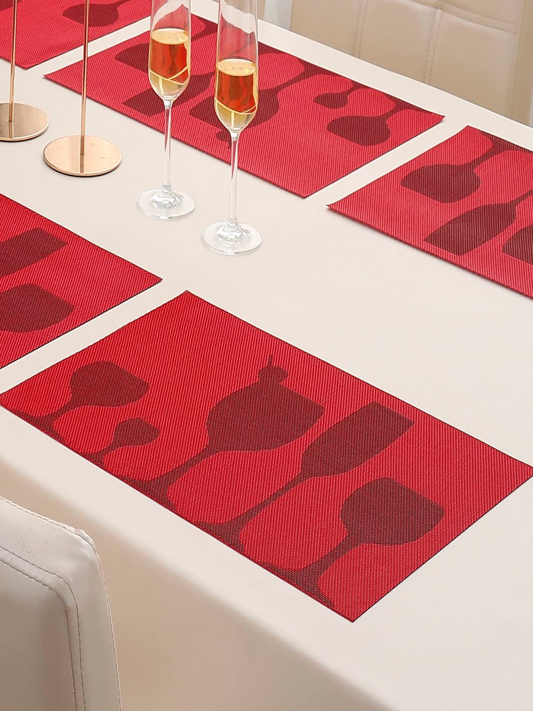 

HOKIPO Set of 6 Red Printed Table Placemats