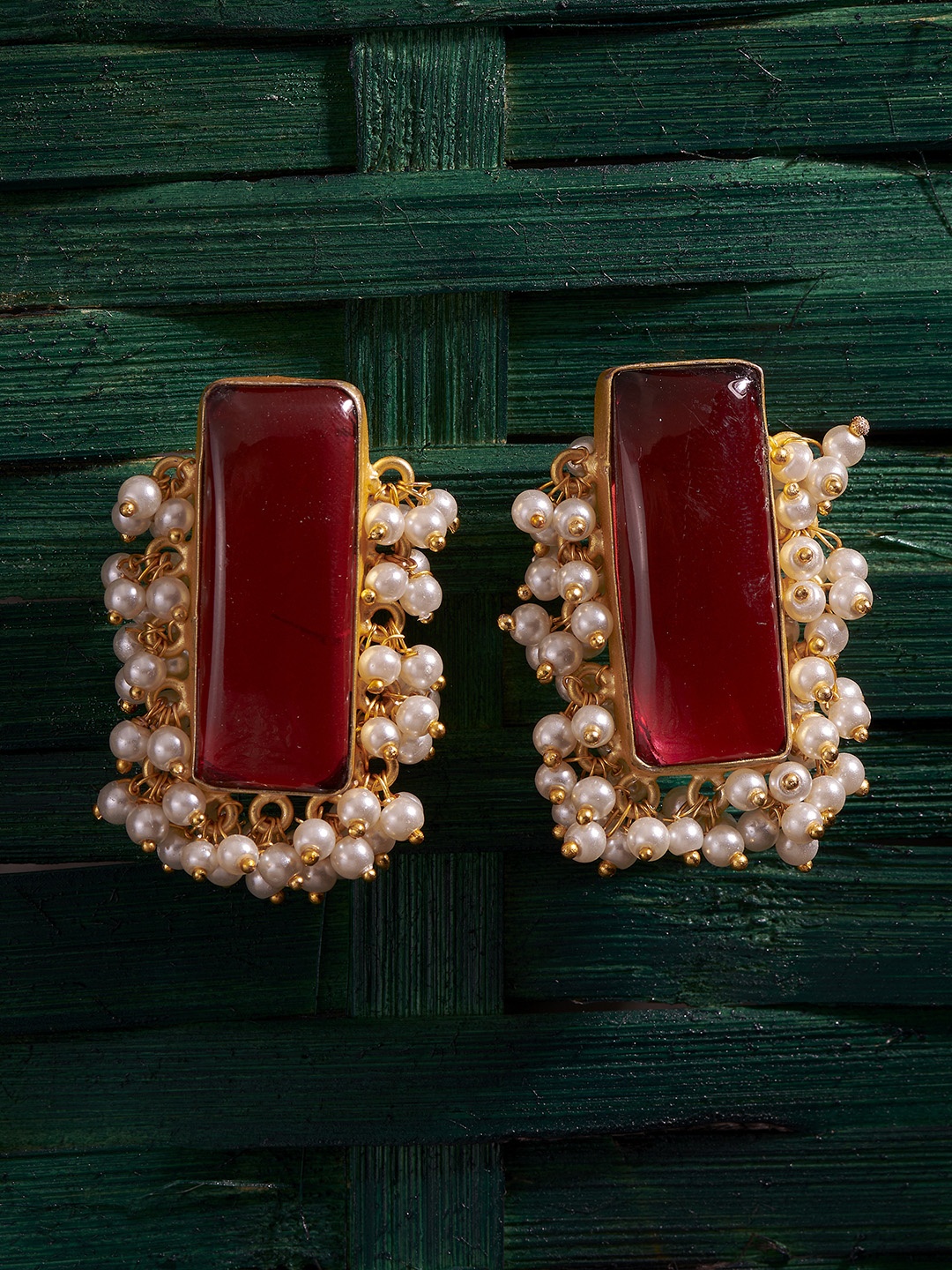 

Peora Red & Gold-Plated Geometric Studs