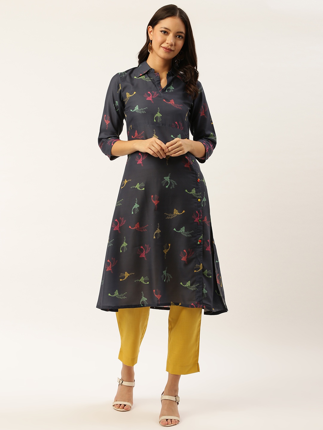 

shiloh Women Navy Blue & Yellow Fish Print Kurta with Trousers