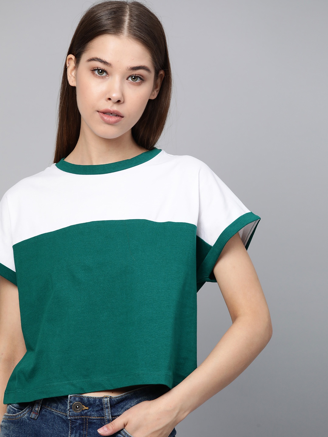 

Roadster Women Green & White Colourblocked Round Neck Crop T-shirt