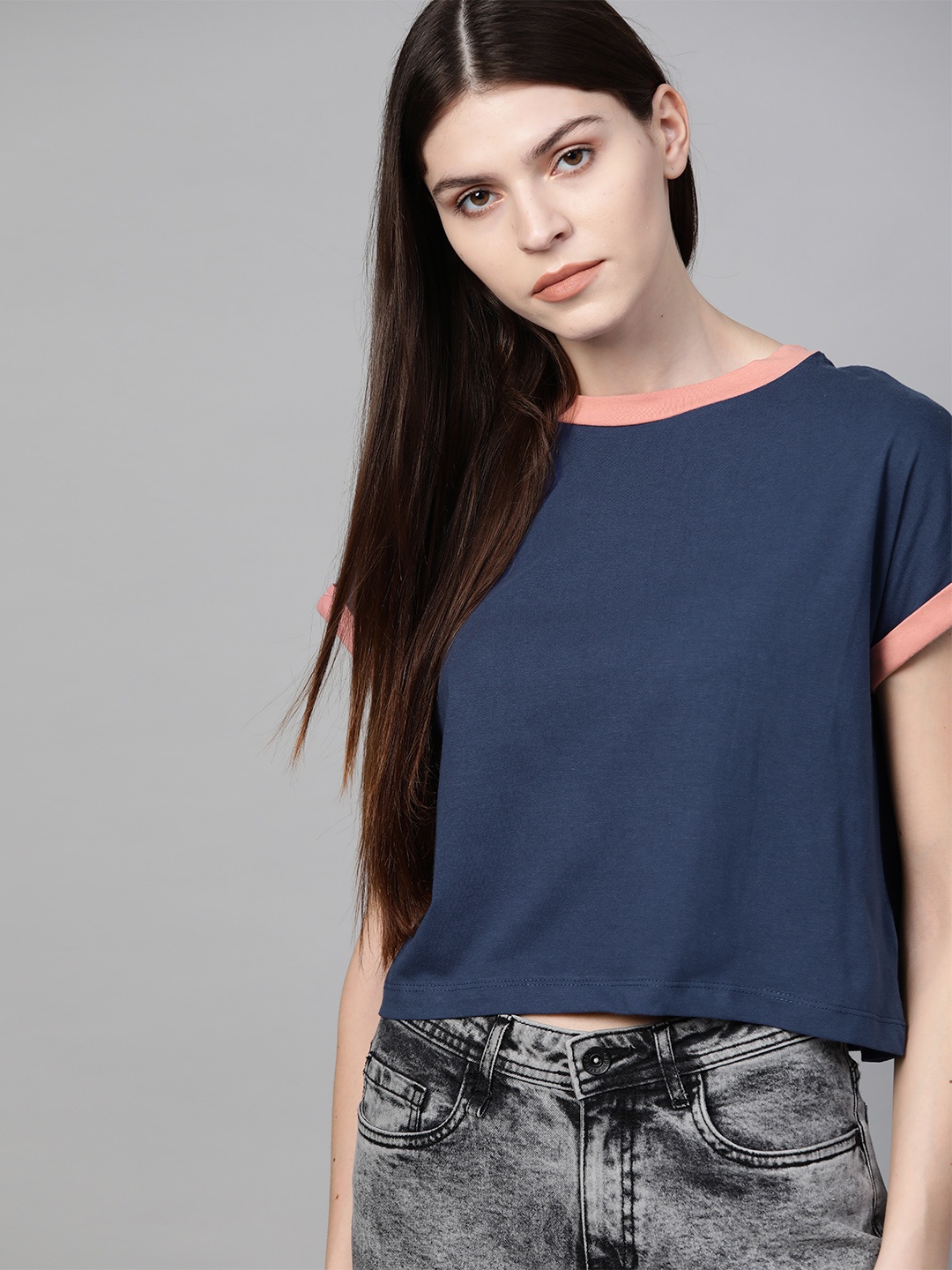 

Roadster Women Navy Blue Solid Round Neck T-shirt