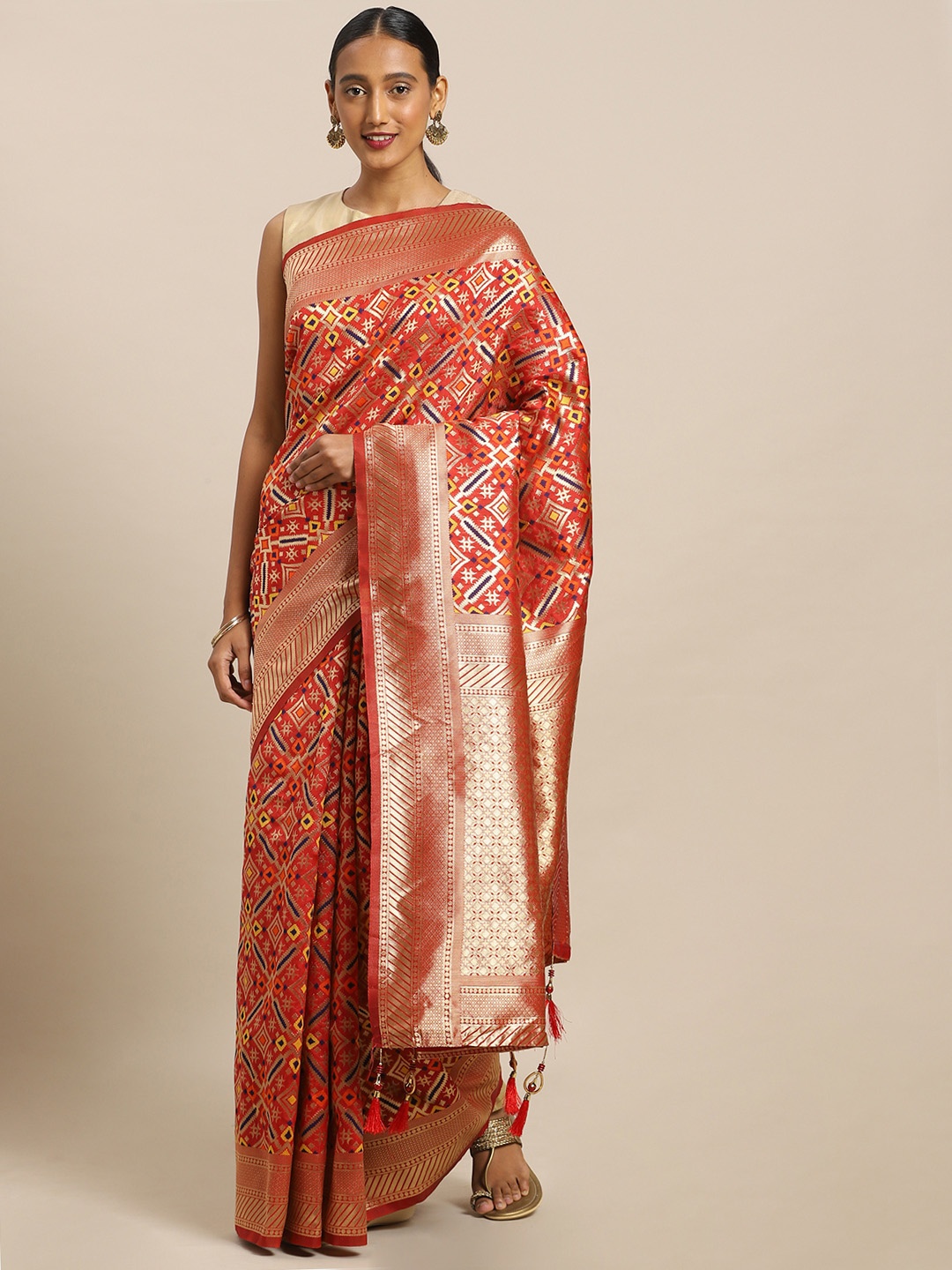

Kalista Coral & Gold-Toned Poly Silk Woven Design Banarasi Saree