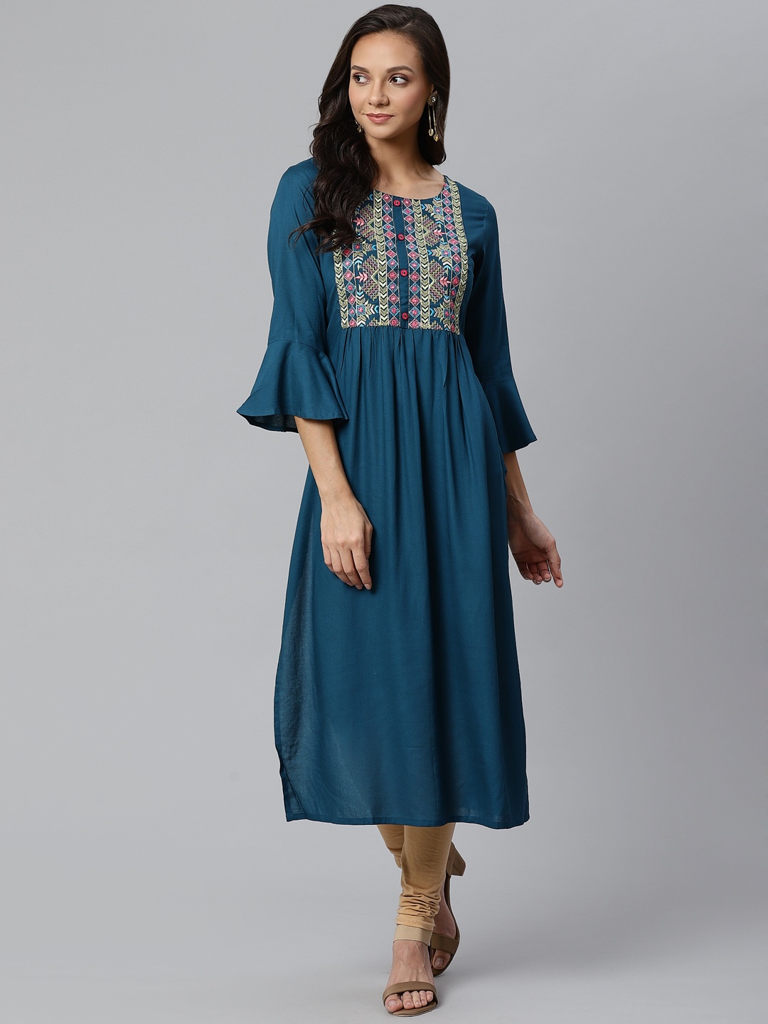 

Varanga Women Teal Blue & Pink Zari Embroidered Yoke Design Straight Kurta