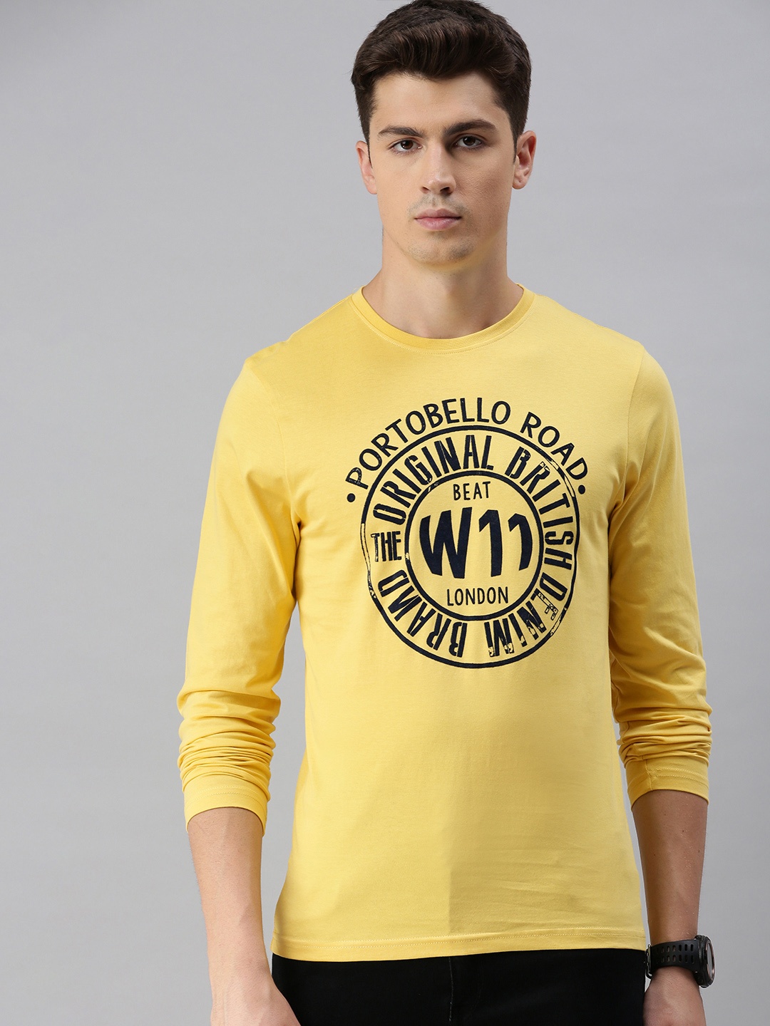 

BEAT LONDON by PEPE JEANS Men Yellow Printed Slim Fit Round Neck Pure Cotton T-shirt