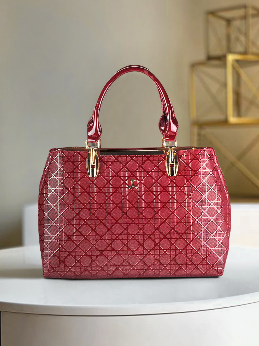 

Mochi Maroon Textured Handheld Bag