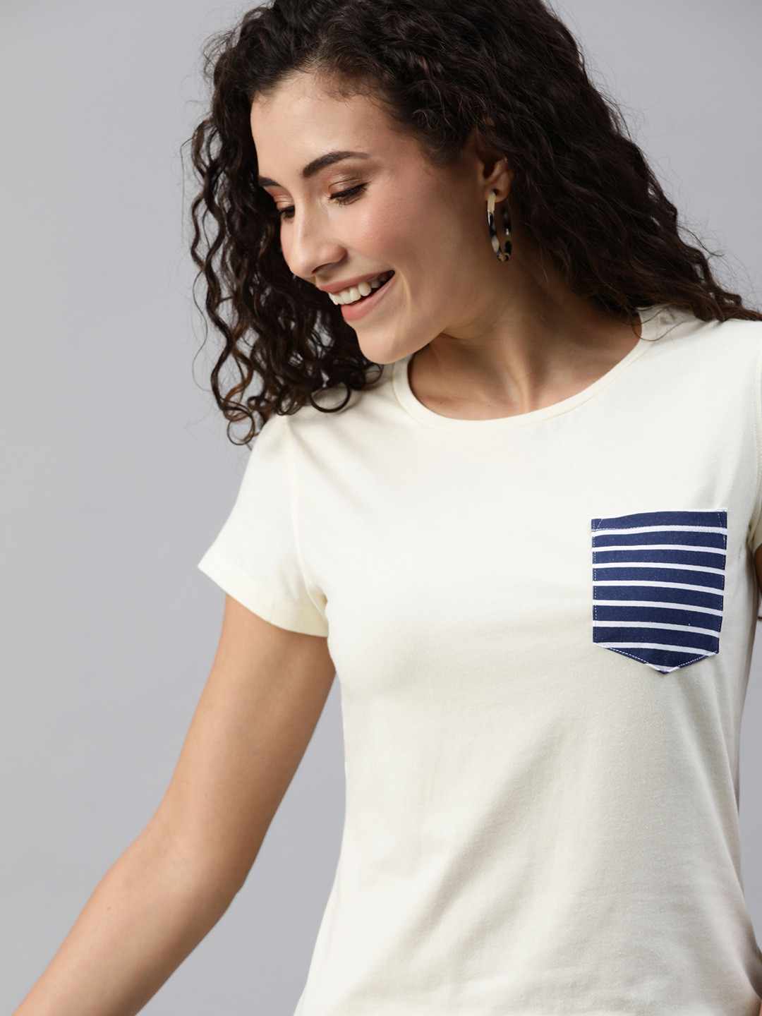 

Mast & Harbour Women White Solid Round Neck T-shirt With Chest Pocket