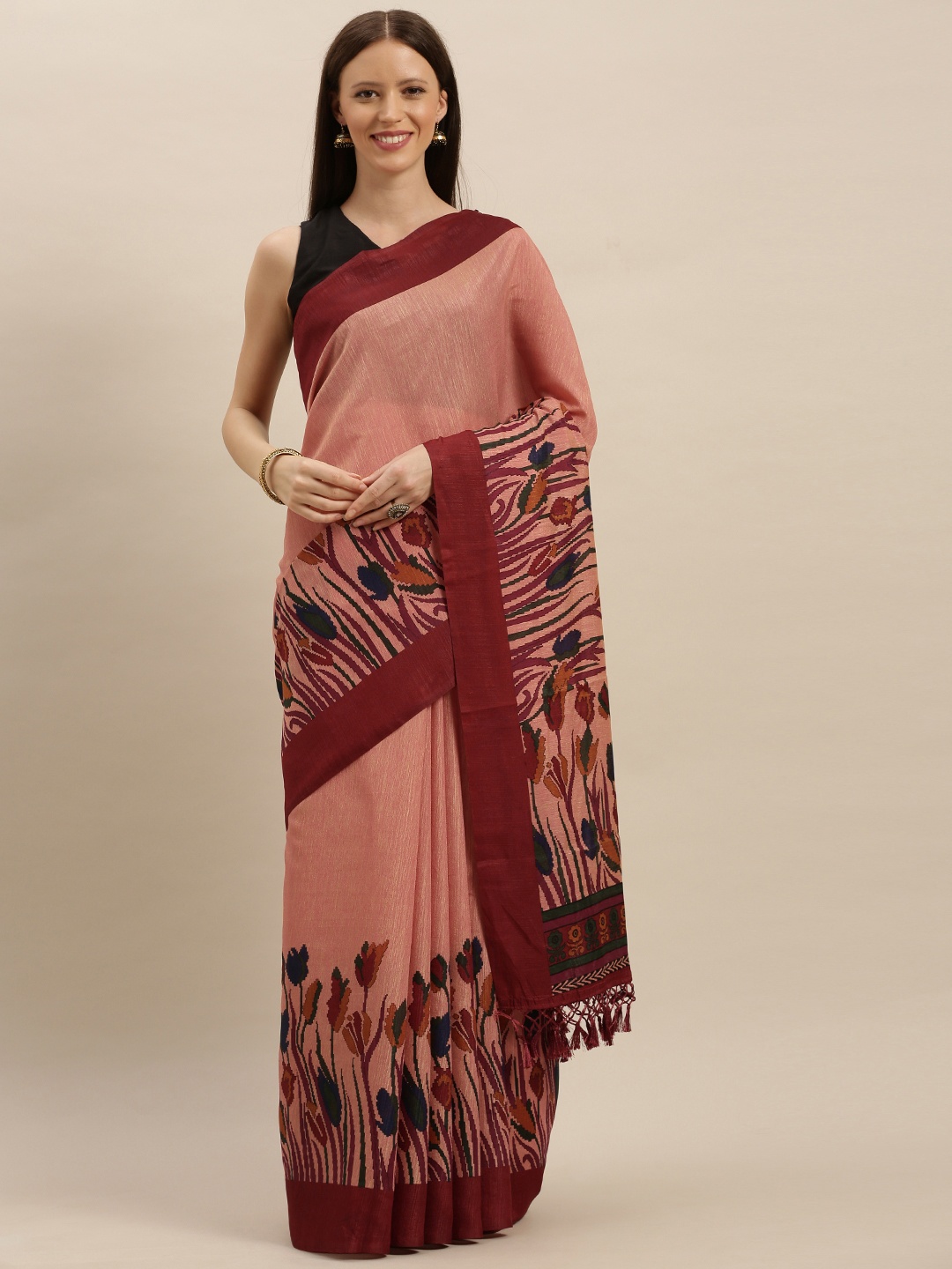 

VASTRANAND Peach-Coloured & Maroon Silk Blend Floral Printed Saree