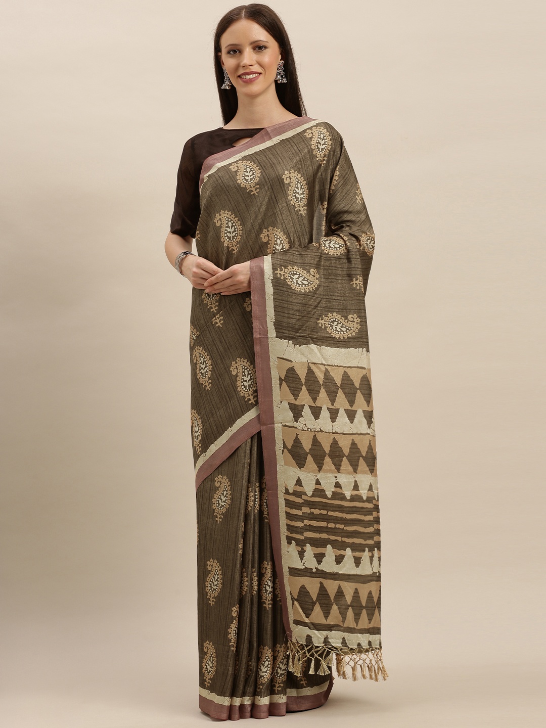 

VASTRANAND Brown & Beige Linen Blend Printed Bagru Saree