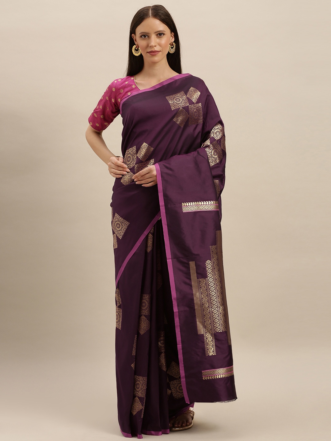 

VASTRANAND Burgundy & Gold-Toned Silk Blend Printed Kanjeevaram Saree