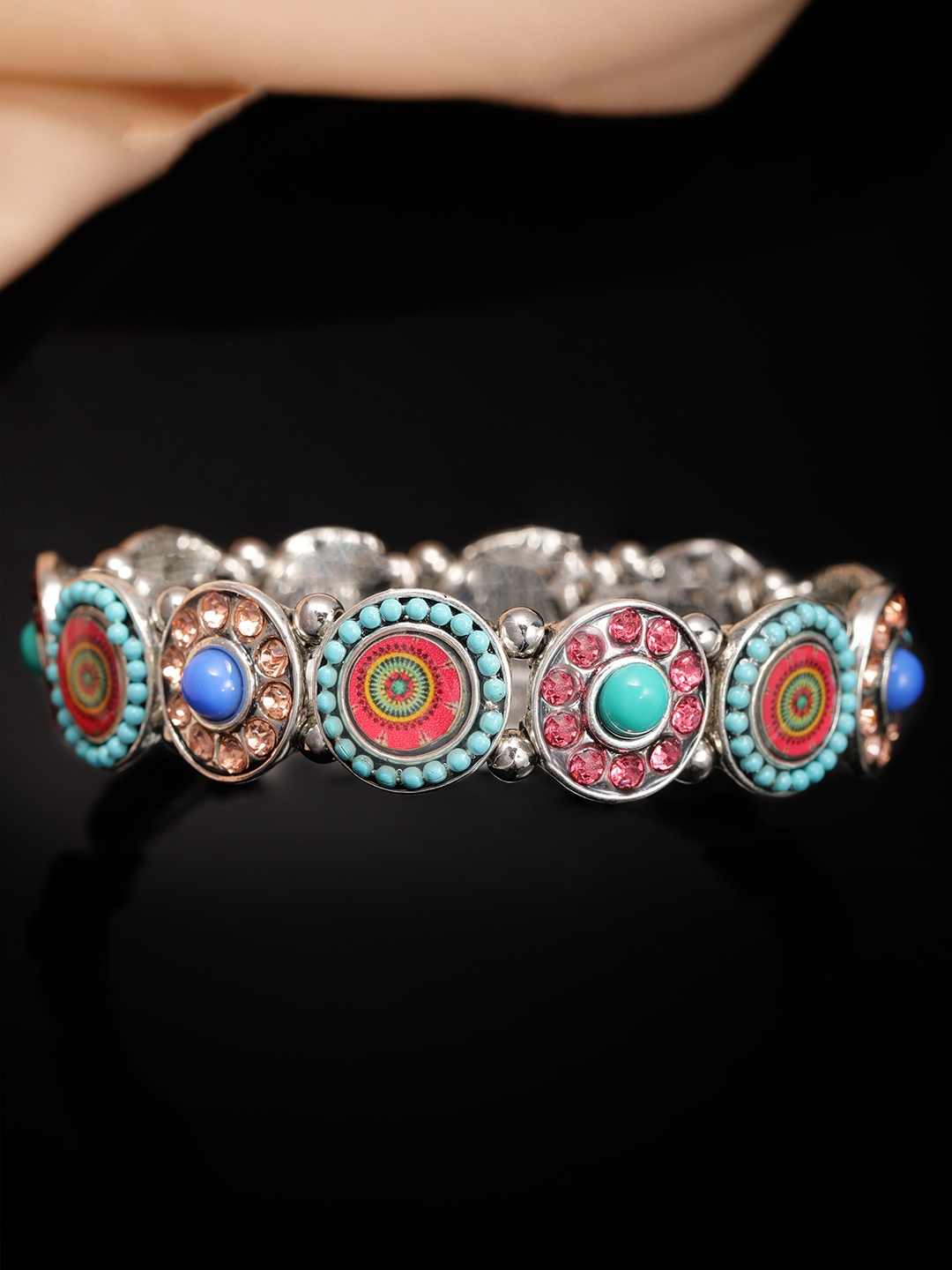 

Rubans Women Silver-Plated Oxidised Elasticated Bracelet