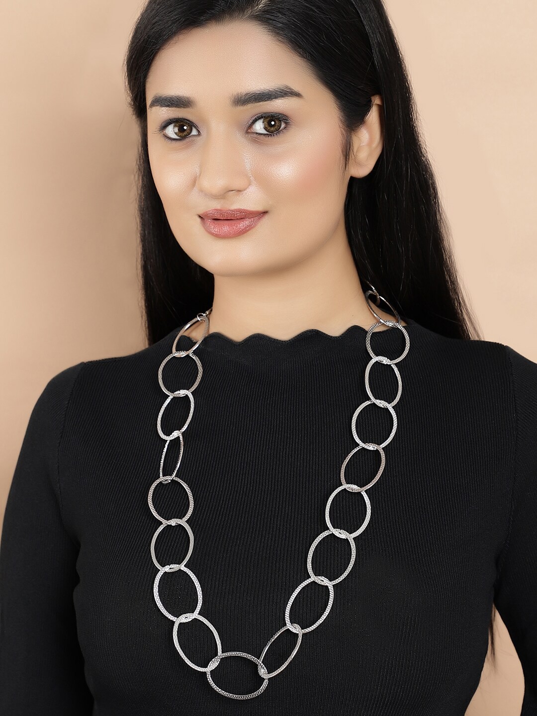 

Rubans Women Alloy Silver-Plated Handcrafted Interlinked Necklace
