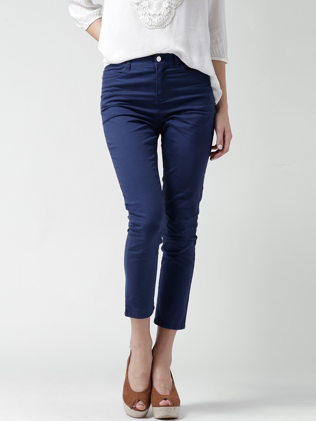 

FOREVER 21 Blue Cropped Casual Trousers