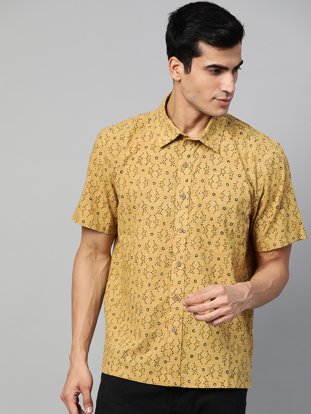 

Fabindia Men Mustard Yellow & Black Regular Fit Printed Casual Shirt