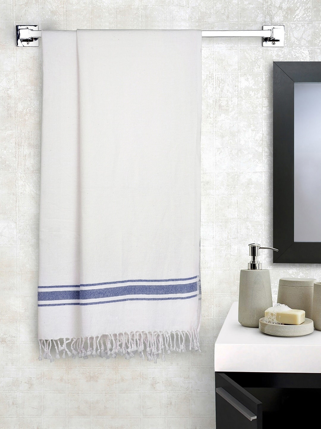 

KLOTTHE Unisex Set of 2 White & Blue Solid 233 GSM Bath Towels
