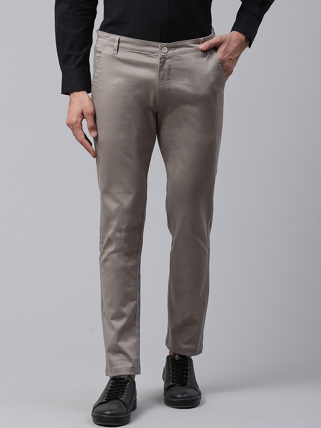 

DENNISON Men Taupe Smart Skinny Fit Solid Chinos