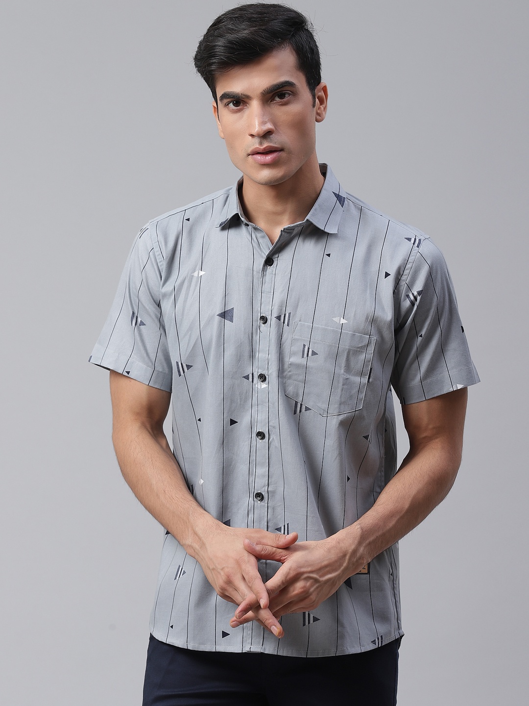 

DENNISON Men Grey Comfort Slim Fit Striped Casual Shirt with Geometric Print Detail