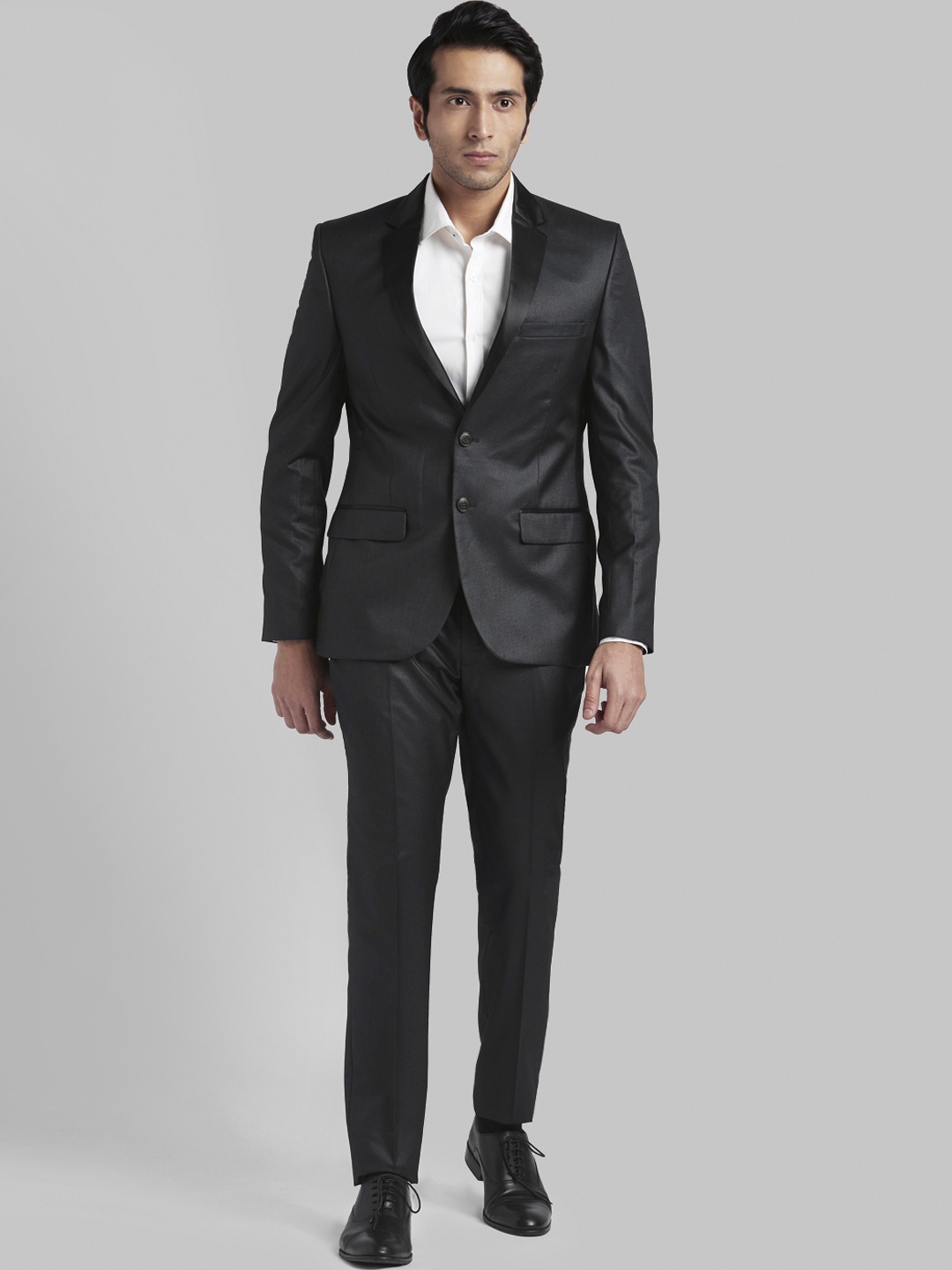 

Parx Grey Single Breasted Two-Piece Suits