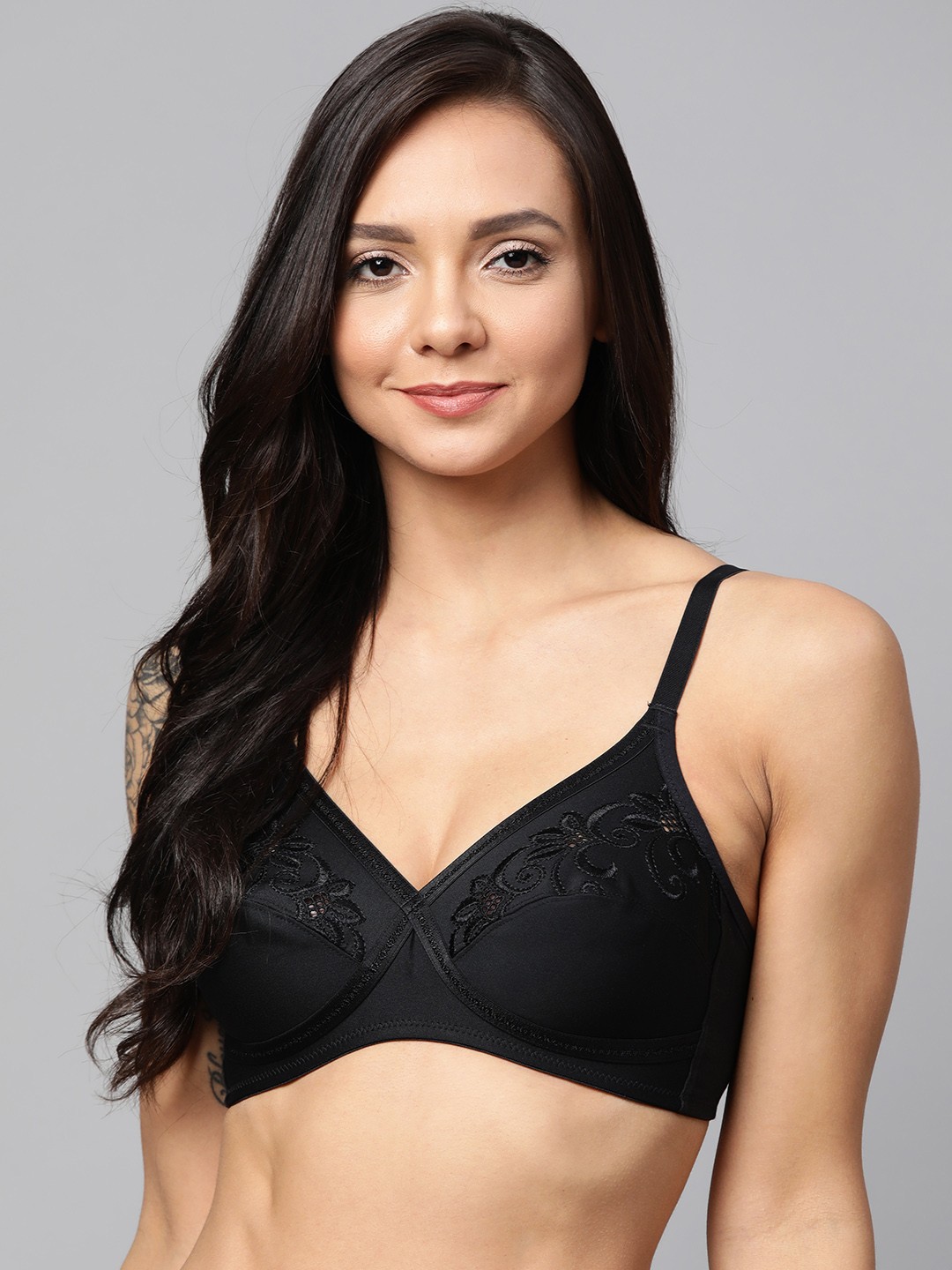 

Marks & Spencer Black Solid Non-Wired Non Padded Everyday Bra T337020X