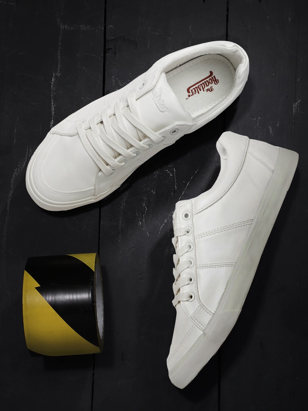 

Roadster Men White Solid Sneakers