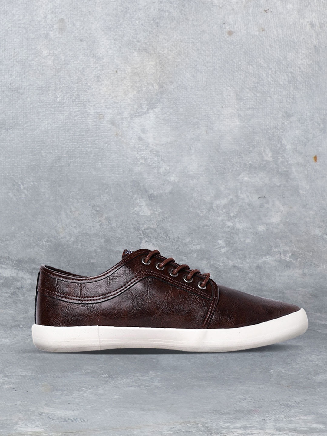 

Roadster Men Coffee Brown Solid Sneakers