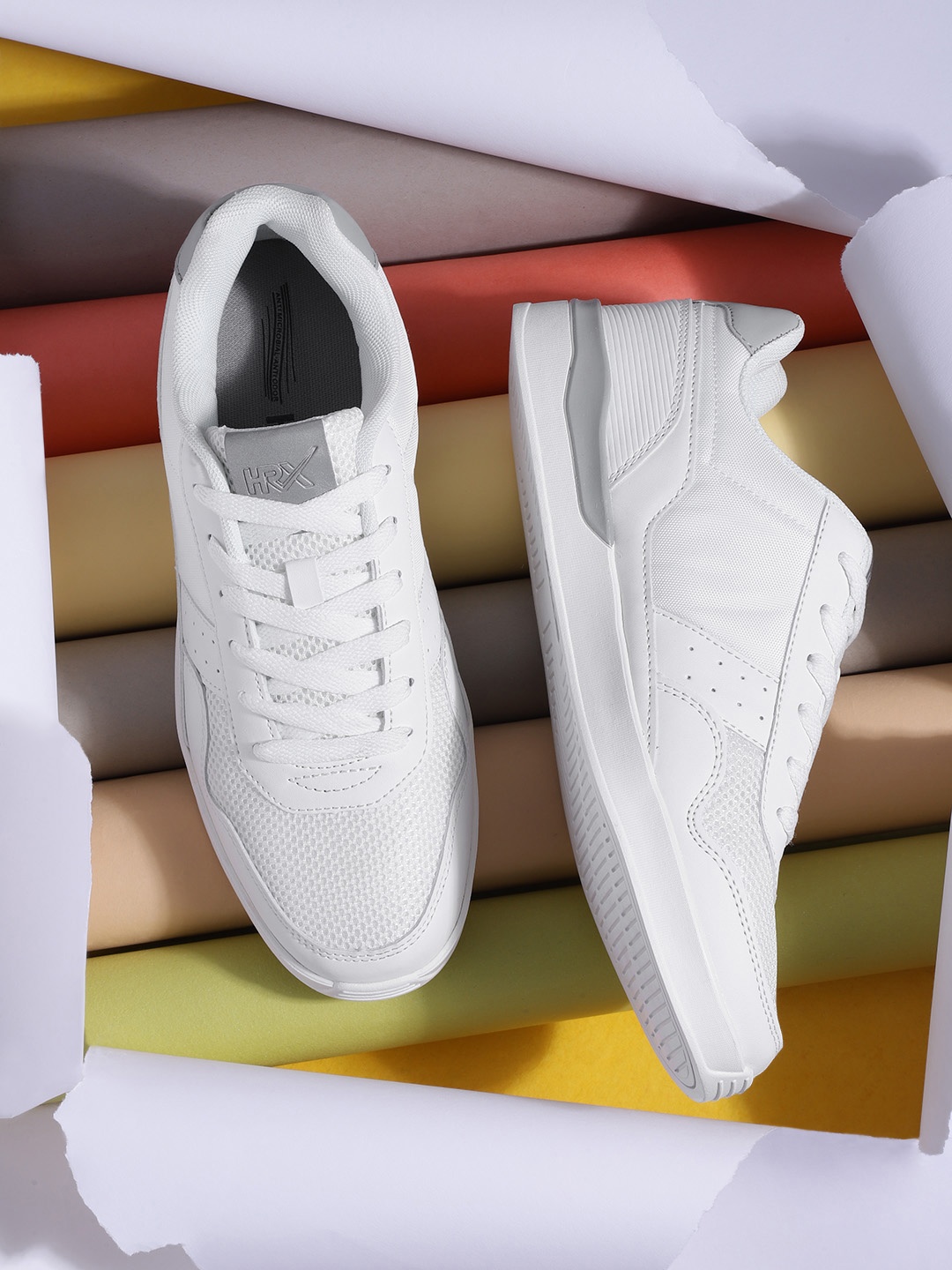 

HRX by Hrithik Roshan Men White Solid Sneakers