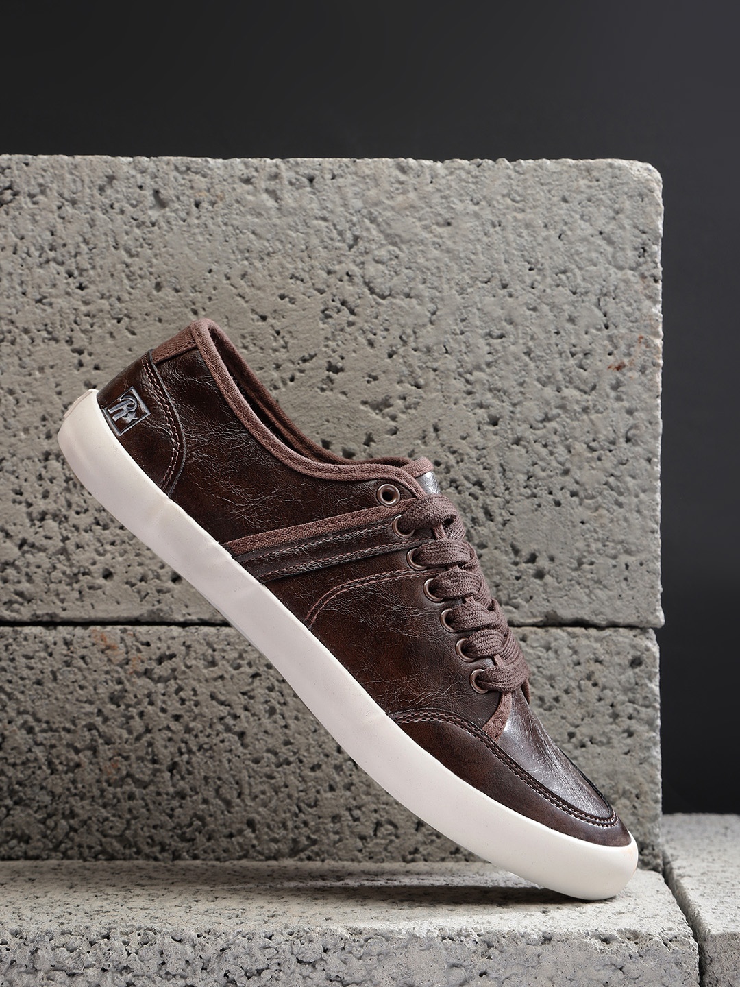 

Roadster Men Brown Sneakers