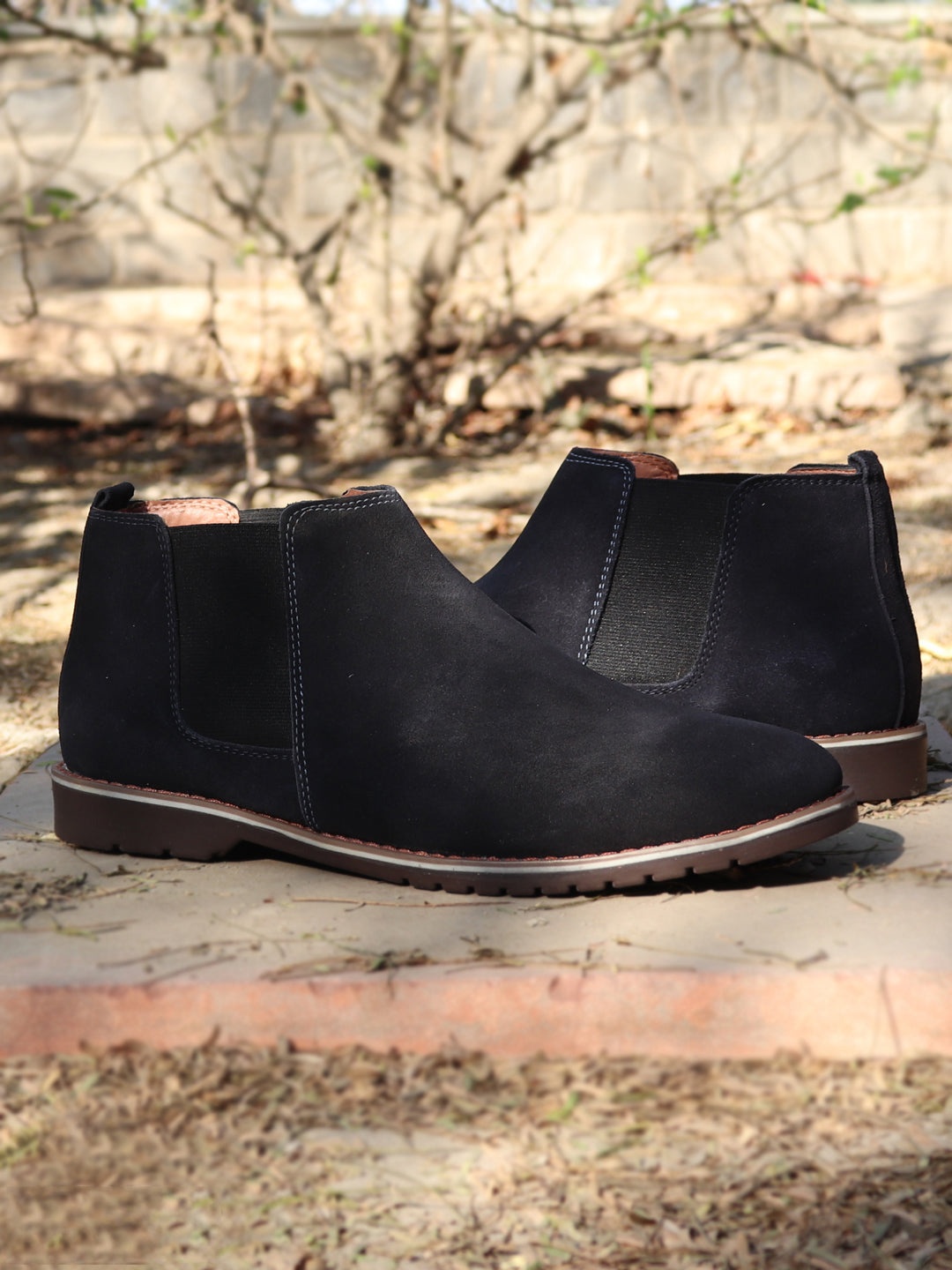 

FAUSTO Men Black Solid Suede Mid-Top Slip-On Suede Sneakers