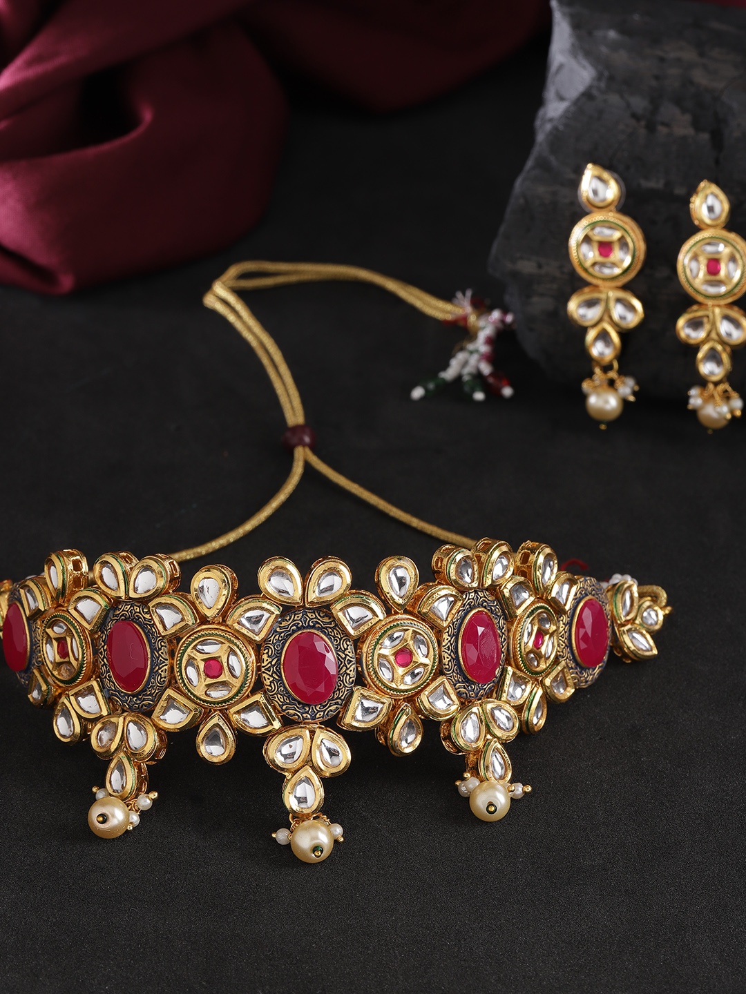 

Priyaasi Maroon Gold-Plated Kundan-Studded & Beaded Handcrafted Choker Jewellery Set