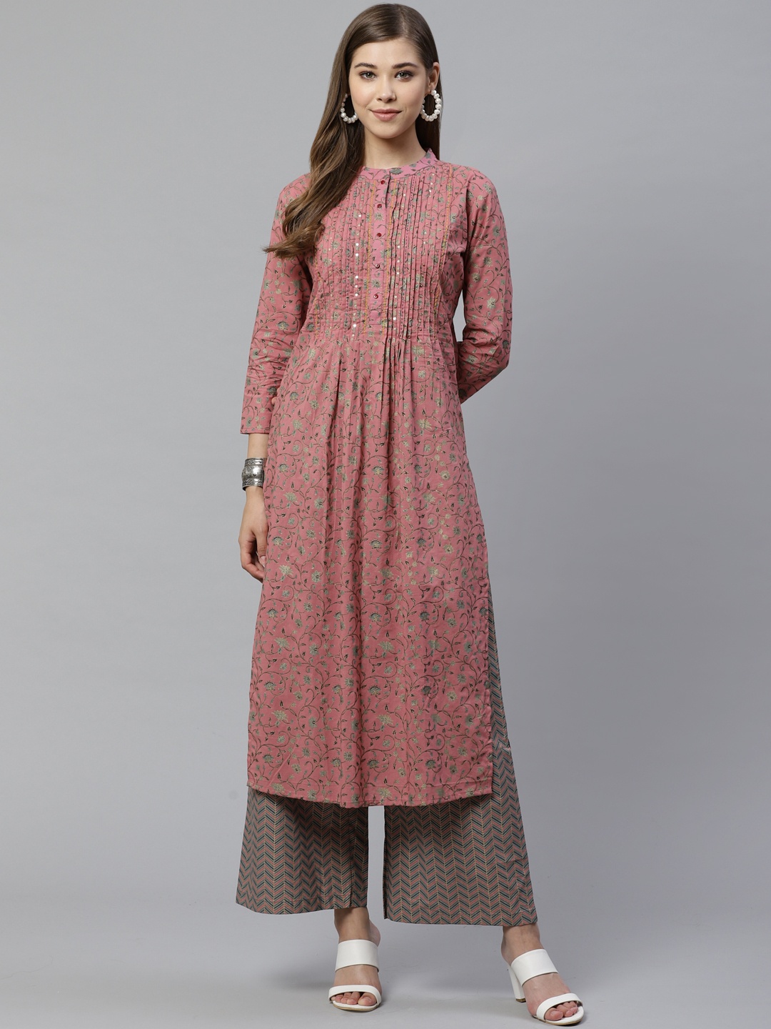 

Yufta Women Pink & Teal Green Floral Print Kurta with Palazzos