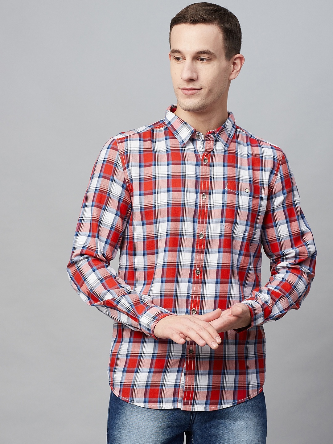 

BEAT LONDON by PEPE JEANS Men Red & White Slim Fit Checked Casual Shirt