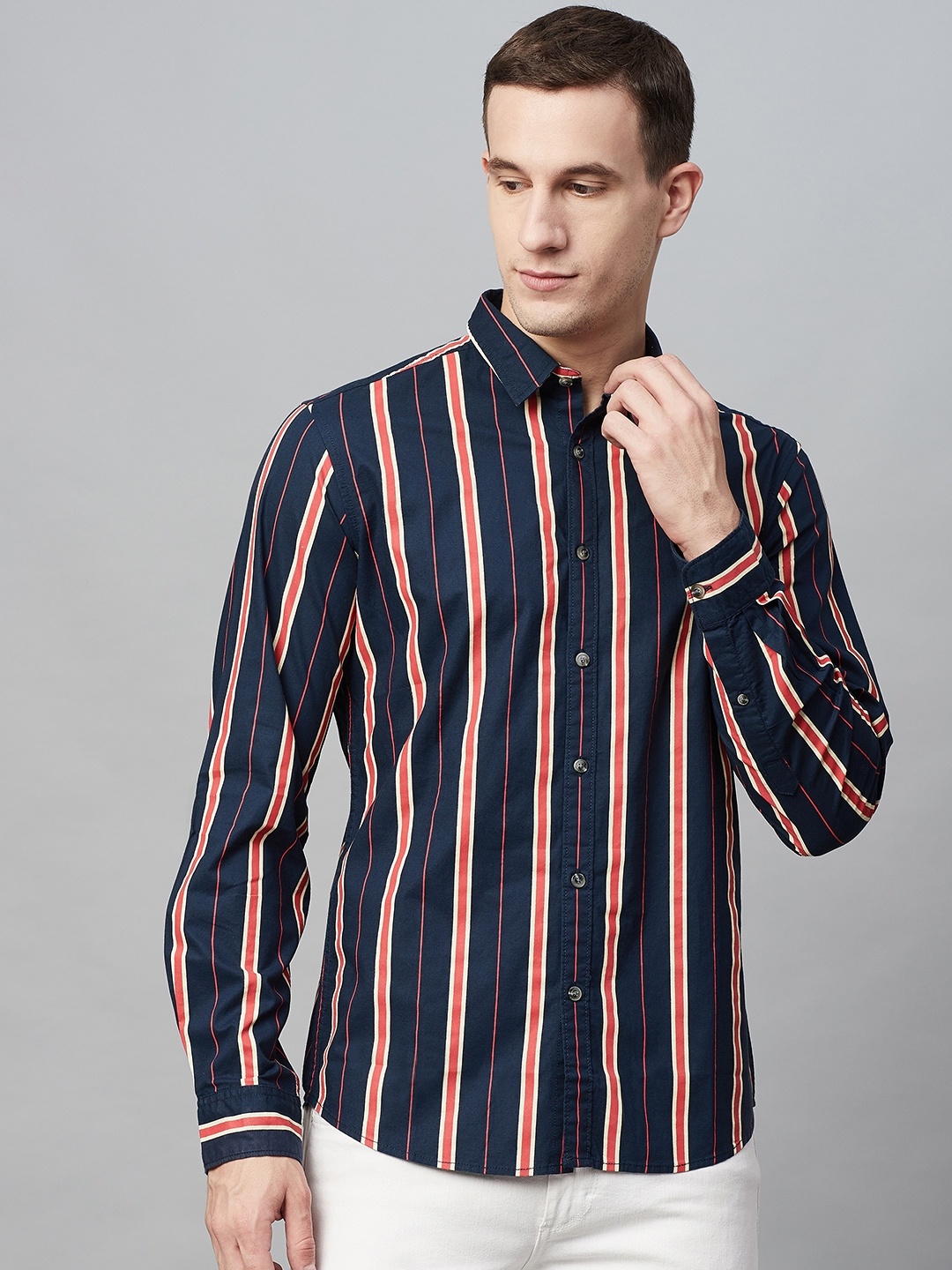 

BEAT LONDON by PEPE JEANS Men Navy Blue & Red Slim Fit Striped Casual Shirt