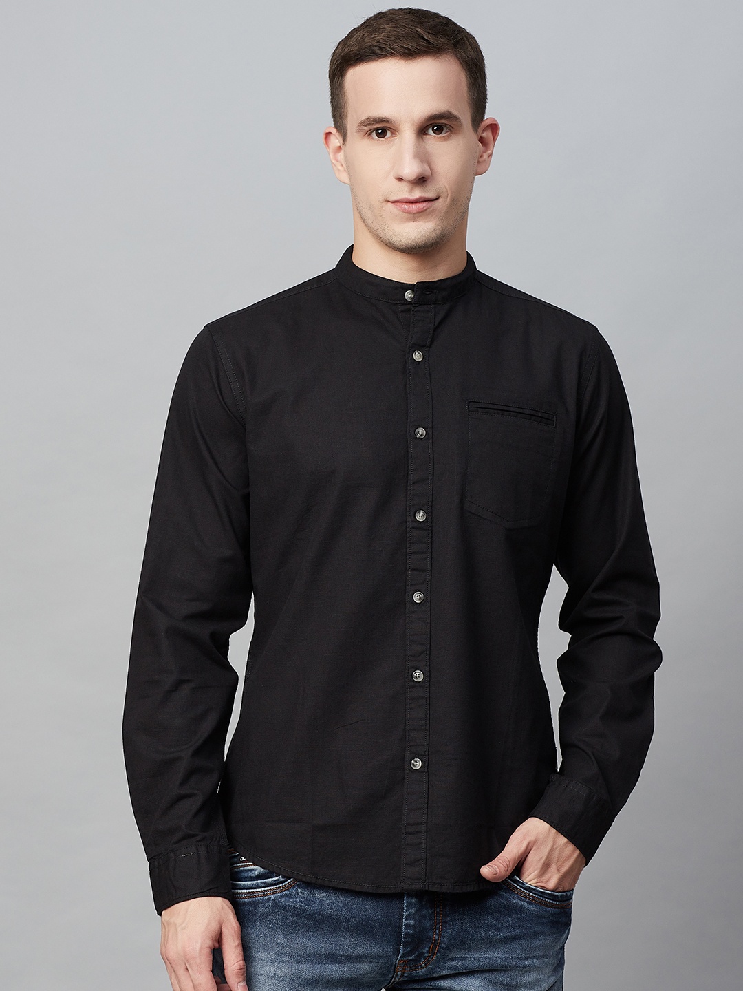 

BEAT LONDON by PEPE JEANS Men Black Slim Fit Solid Casual Shirt