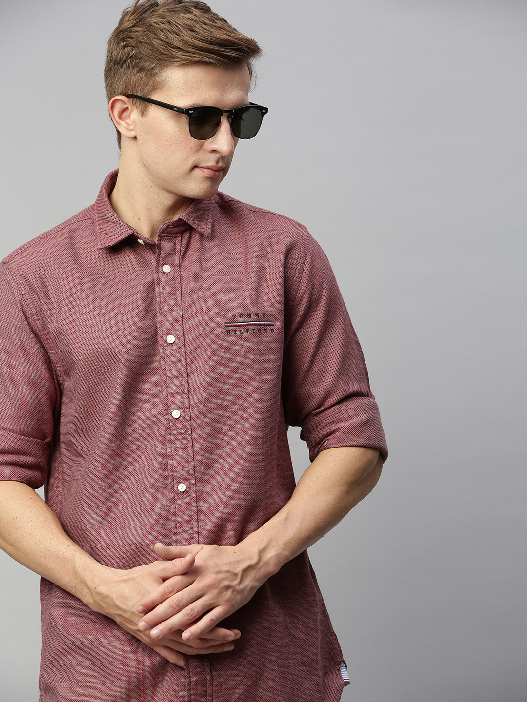 

Tommy Hilfiger Men Maroon Regular Fit Self Design Casual Shirt