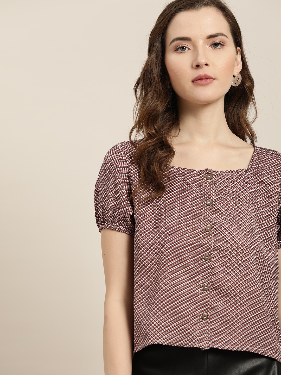 

her by invictus Women White & Maroon Checked Top