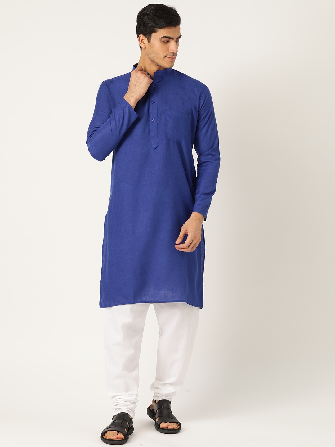 

SOJANYA Men Blue & Off-White Solid Kurta with Churidar