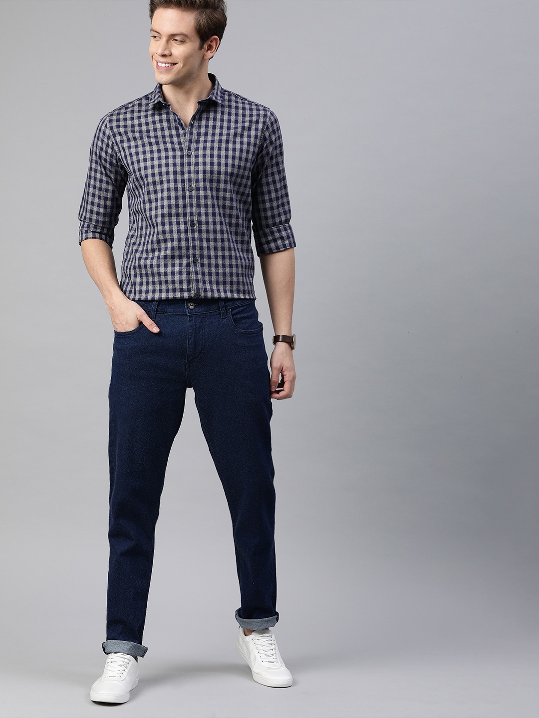 

Mast & Harbour Men Grey & Blue Regular Fit Checked Smart Casual Shirt